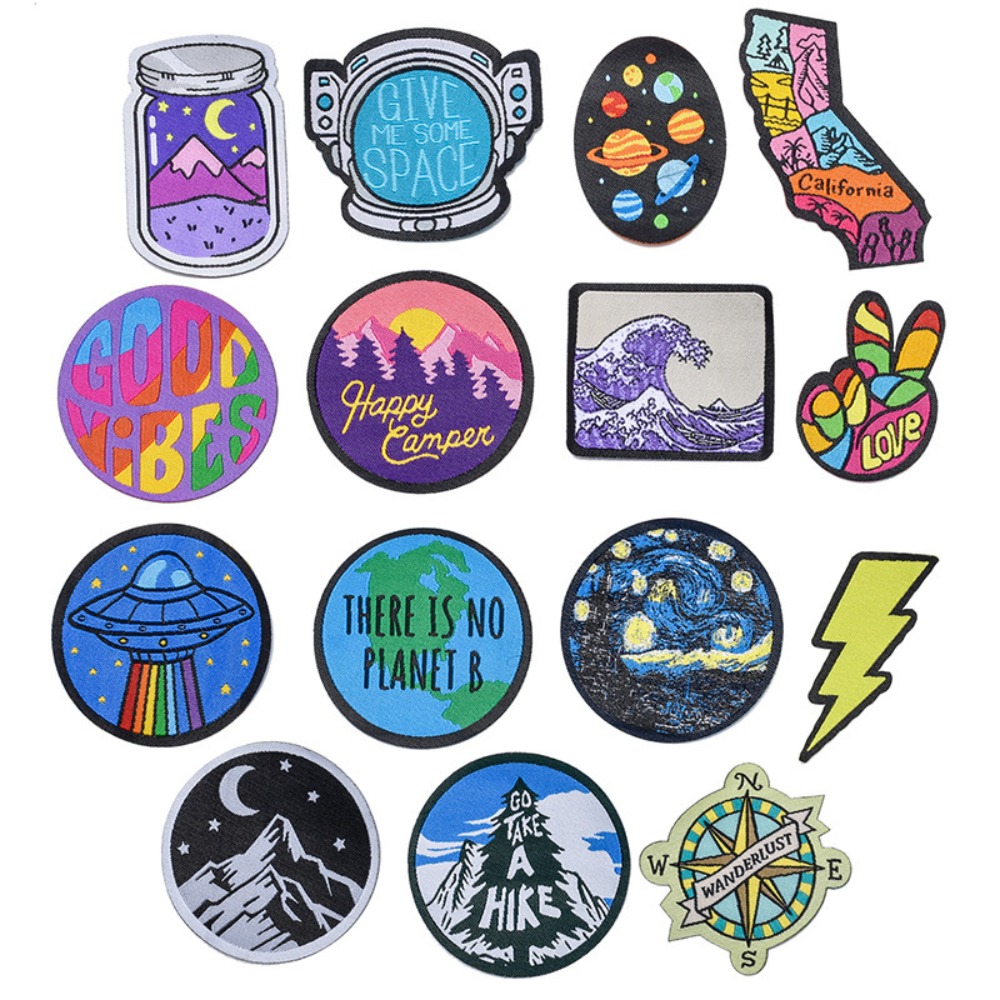 Cartoon Landscape Space Woven  - Sewing Label recension och pris
