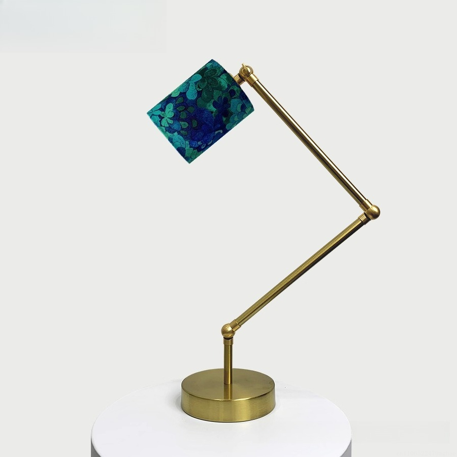 Adjustable Reading Lamp: Metal - Century Textile & Sewing Supply By Owner recension och pris