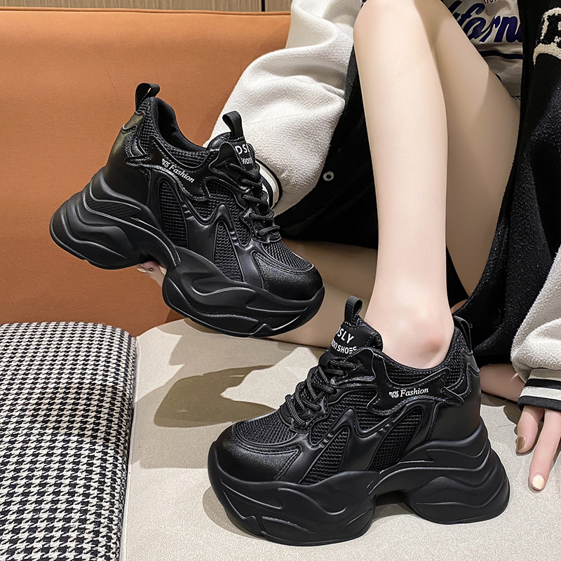 Heightening Sneakers for Women - Sewing New recension och pris